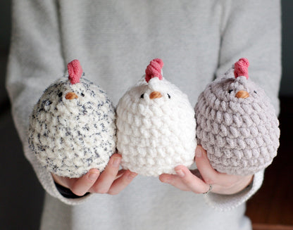 Cluckie the Little Chicken - Amigurumi Crochet Pattern